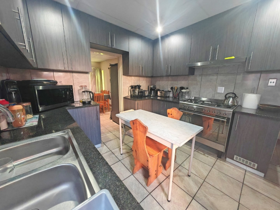 3 Bedroom Property for Sale in Uitsig Free State